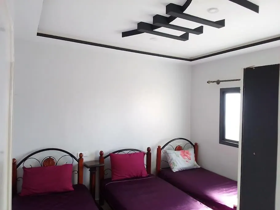 Joli Appartement De Vacances Avec Terrasse Et Balcon Agadir
